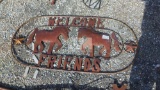 WELCOME FRIENDS SIGN