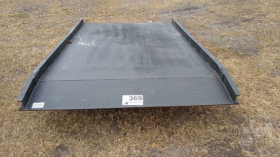 STEEL DOCK PLATE, 8' L X 5' W