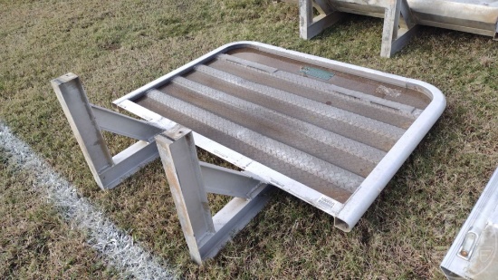 ALUMINUM HEADACHE RACK, TO FIT TRUCK TRACTOR