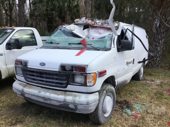 1994 FORD E-350 VIN: 1FDJS34M2RHC18447 S AMBULANCE