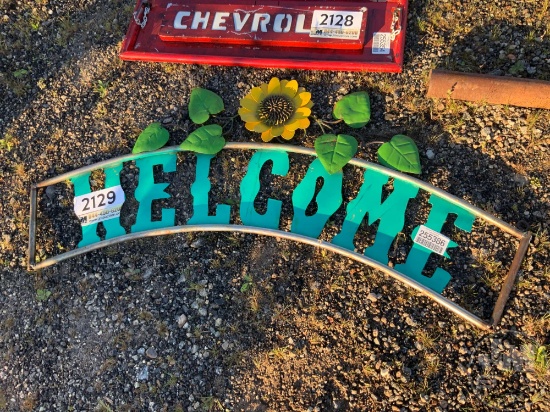 METAL 'WELCOME' WALL HANGING SIGN
