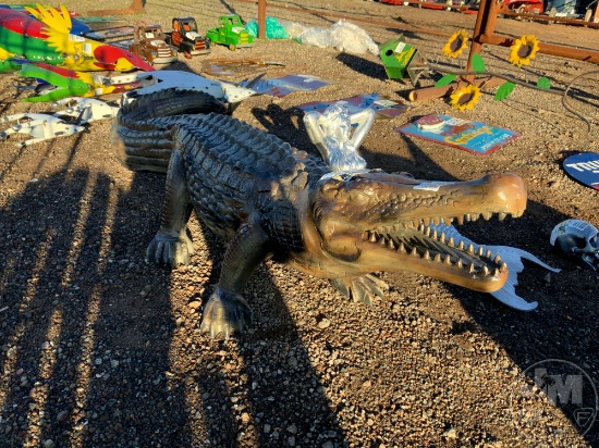 ALUMINUM ALLIGATOR