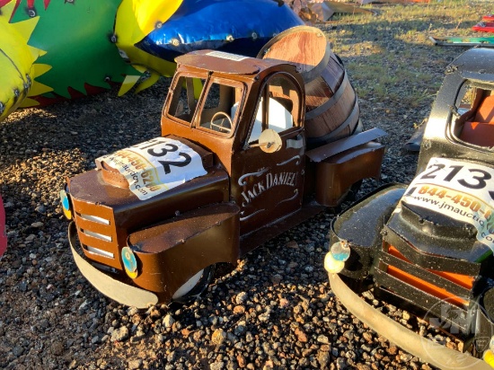 METAL 'JACK DANIELS' TRUCK