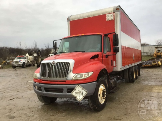 2007 INTERNATIONAL 4400 VAN TRUCK TANDEM AXLE VIN: 1HTMSAAR97H472078