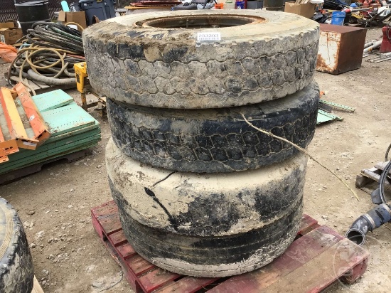 (4) TIRES W/RIM