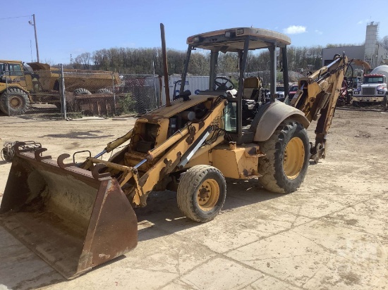 1997 FORD 655D LOADER BACKHOE SN: 31009655