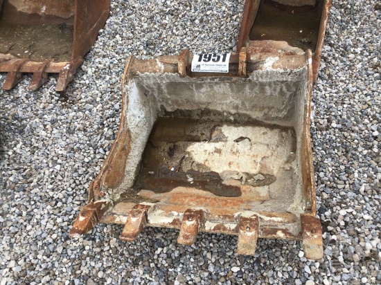29”...... BUCKET W/TEETH