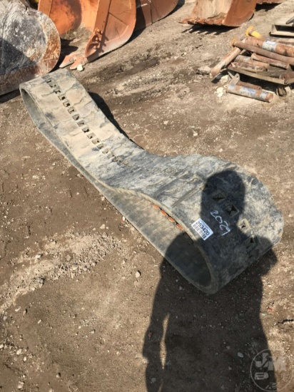 SINGLE RUBBER TRACK