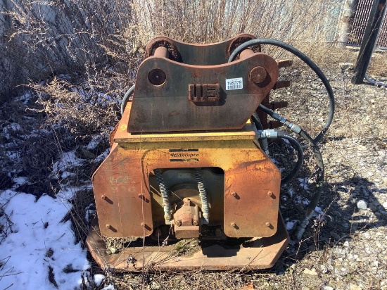 ATLAS COPCO MB1000 SN: 18319021 PLATE COMPACTOR