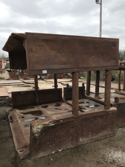 11' X 8' TRENCH BOX