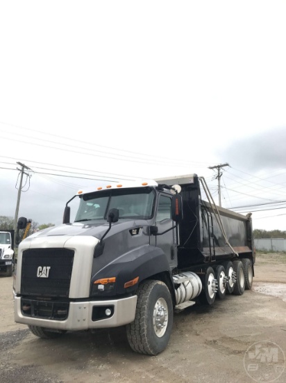 2015 CATERPILLAR CF7AA QUINT AXLE DUMP TRUCK VIN: 3HTJGTKT3FN510659