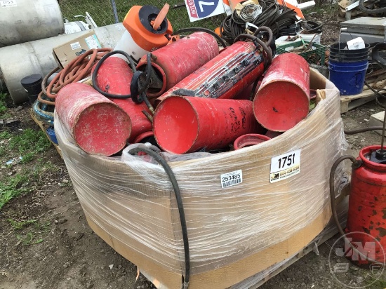 PALLET OF CHAPIN INDUSTRIAL CONCRETE SPRAYERS