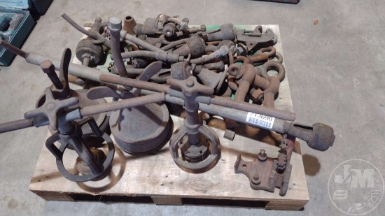 QTY OF MISC SPRINKLER SYSTEM PARTS