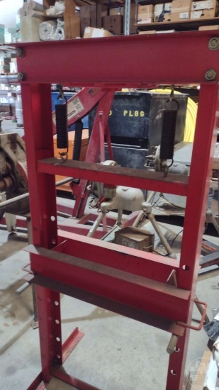 AFF 820 20 TON HYDRAULIC PRESS