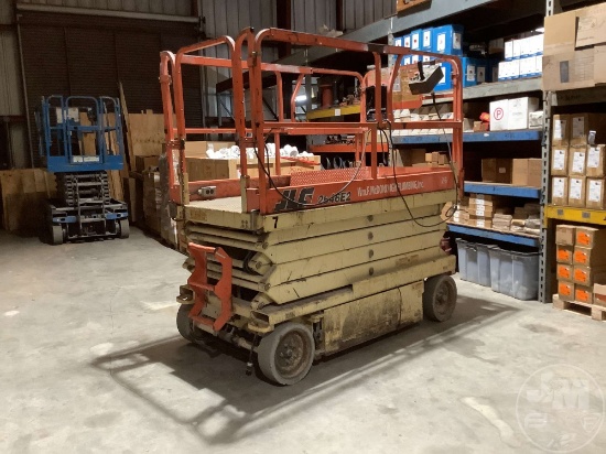 2001 JLG JG2646E2 26' SCISSOR LIFT SN: 200088920