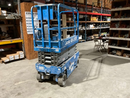 2018 GENIE GS1930 19' SCISSOR LIFT SN: 1930177151