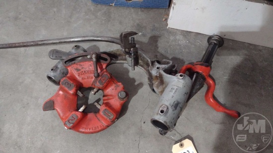RIDGID 311 CARRIAGE W/ 341 REAMER & EXTRA 811A DIE