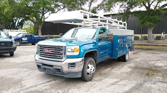2015 GMC SIERRA S/A UTILITY TRUCK VIN: 1GD311CG0FF585012