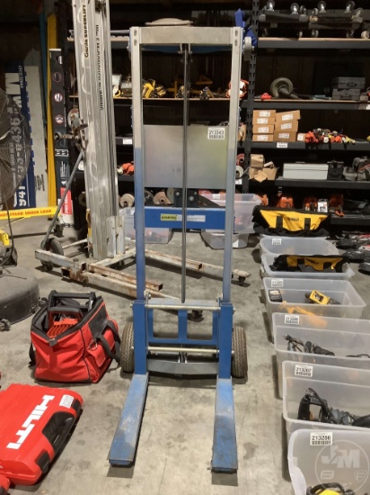 VESTIL 2 WHEEL MATERIAL LIFT