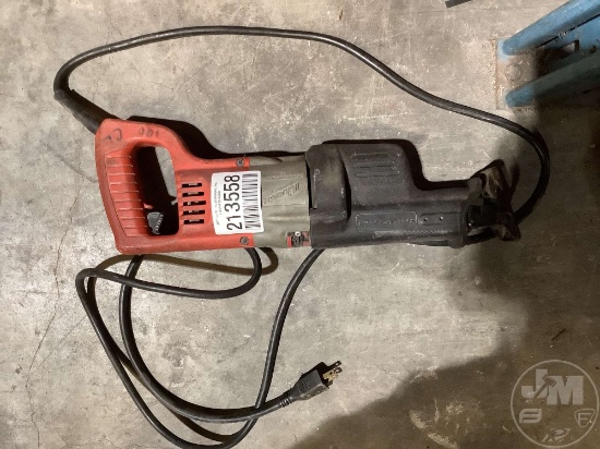 MILWAUKEE SAWZALL O2800