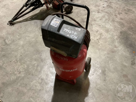 CENTRAL PNEUMATIC  PORTABLE AIR COMPRESSOR SN: 372131345