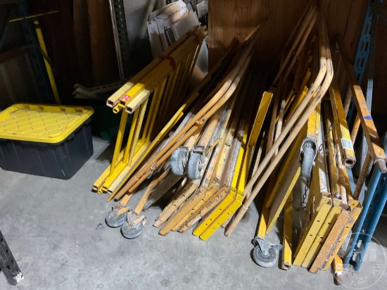 MISC SCAFFOLDING RAILS,LEGS & ROLLERS