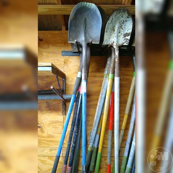 QTY (16) ROUND SHOVELS