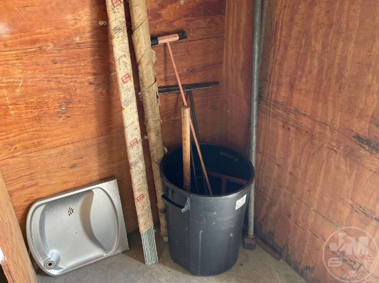 QTY OF MISC WATER WATER SHUT-OFF T-POSTS, THREADED RODS
