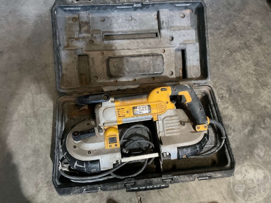 DEWALT DWM120 PORTABAND SAW