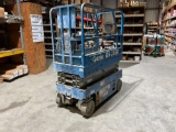 2012 GENIE GS1530 15' SCISSOR LIFT SN: 1530115118