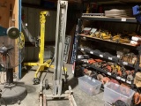 GENIE SL18 SN: 068728855 650 LB 18FT MATERIAL LIFT
