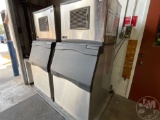 SCOTSMAN B530S STAINLESS STEEL ICE MACHINE, 536 LB CAPACITY