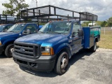 2005 FORD F-350 S/A UTILITY TRUCK VIN: 1FDWF36555EB31007