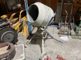 KOBOLT ELECTRIC CONCRETE MIXER