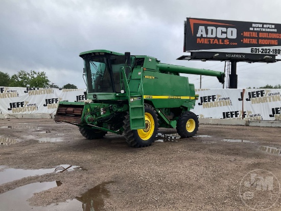 JOHN DEERE 9610 SN: 680668 COMBINE