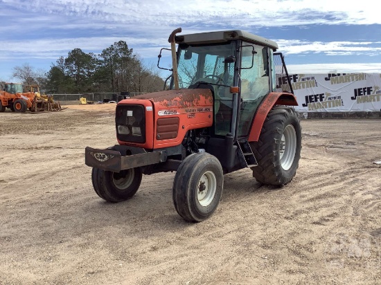 MASSEY FERGUSON 4355 TRACTOR SN: L38055