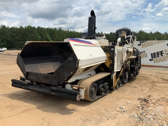 2009 CATERPILLAR AP1055D CRAWLER ASPHALT PAVER SN: FAC00682