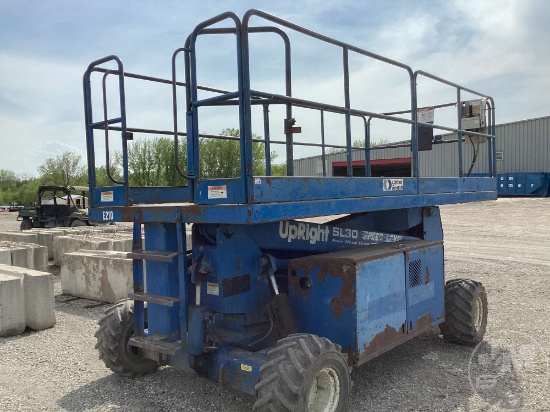 1997 UP-RIGHT SL30 30 SCISSOR LIFT SN: 11393