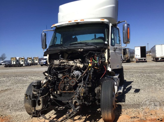 2013 INTERNATIONAL PROSTAR+ 122 VIN: 1HSDJSJR9DH295508 TANDEM AXLE DAY CAB TRUCK TRACTOR