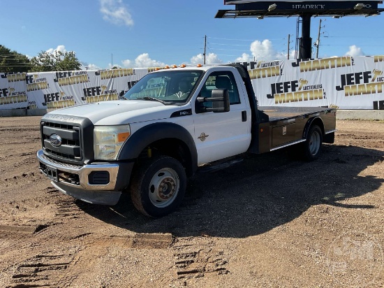 2012 FORD F-550 SD VIN: 1FDUF5HT2CEC26975 REGULAR CAB 4X4 FLATBED TRUCK