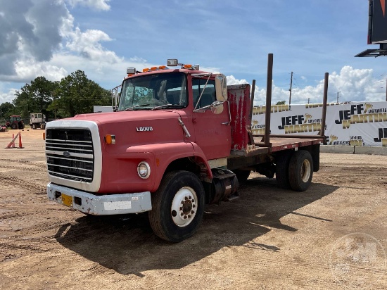 1988 FORD LS8000 VIN: 1FDXS80U4JVA15806 REGULAR CAB FLATBED TRUCK