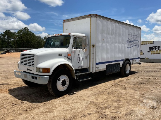 1998 INTERNATIONAL 4700 REFRIGERATED TRUCK VIN: 1HTSCAAN8WH548406