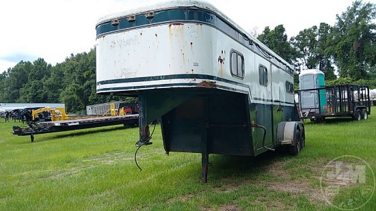 TURNBOW HORSE TRAILER