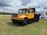 2001 INTERNATIONAL 470 SINGLE AXLE DUMP TRUCK VIN: 1HTSCABM91H332823