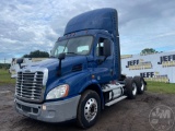 2018 FREIGHTLINER CASCADIA CA113 VIN: 1FUJGBDV9JLHS8459 TANDEM AXLE DAY CAB TRUCK TRACTOR