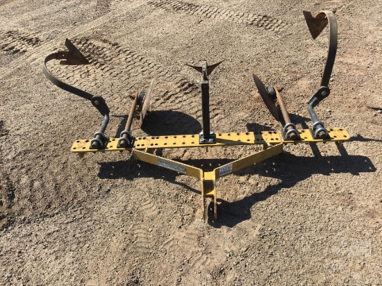 EA TRACTOR CHISEL PLOW