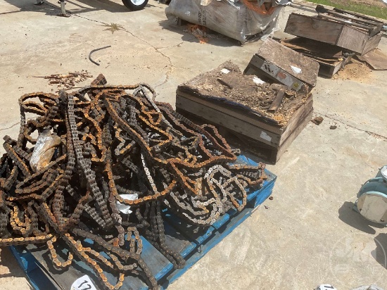 QTY (5) PALLET OF BOOM CHAIN FOR TELESCOPIC FORKLIFT