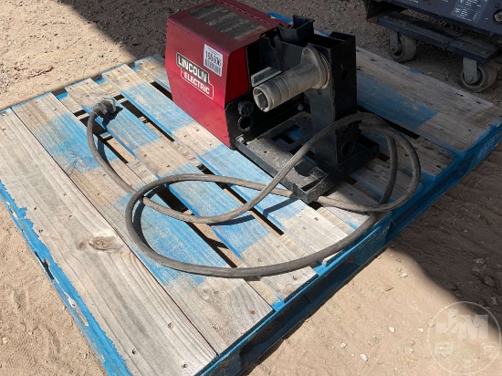 LINCOLN ELECTRIC WELDING WIRE FEEDER, MODEL LF-72