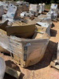 PALLET OF VARIOUS TOILETS AND TOILET PARTS