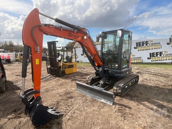 CFG 40UF MINI EXCAVATOR SN: CFG40UF230022